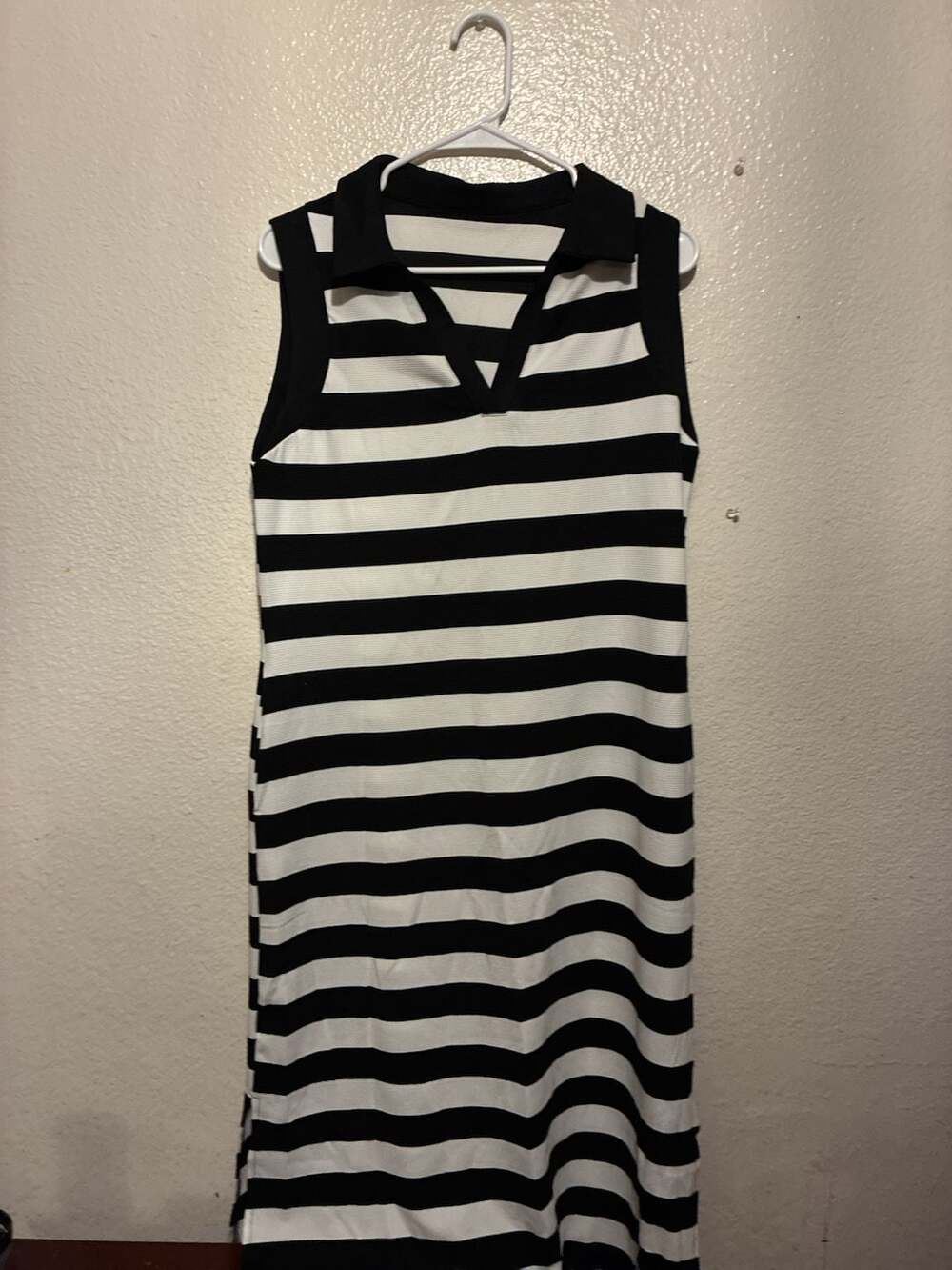Entro Sleeveless Striped Polo V-Neck Midi Dress